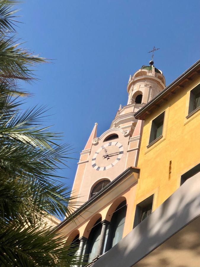 Ai Piedi Della Pigna